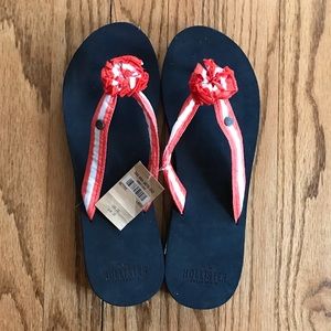 NEW Hollister ribbon trim flip flops